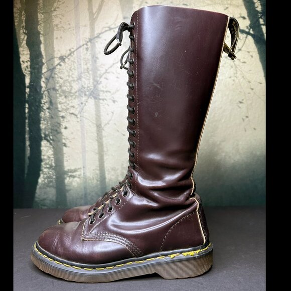 Dr. Martens 20 Eye Boots MADE IN ENGLAND Plum Tall Docs US 8 UK 6 RARE Vintage - Picture 5 of 12
